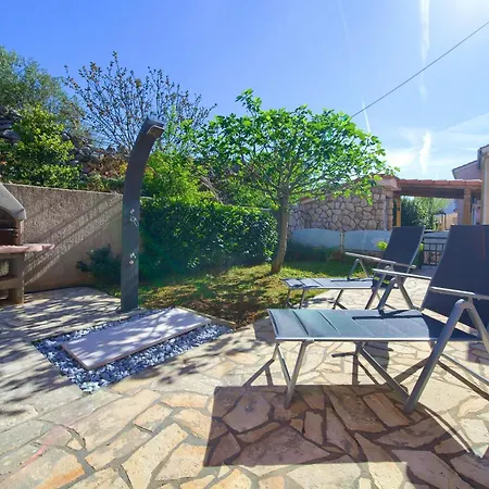 Happy Point Krk Town