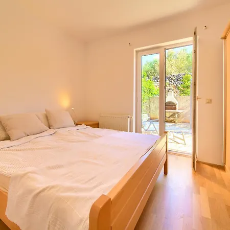 Happy Point Appartement *