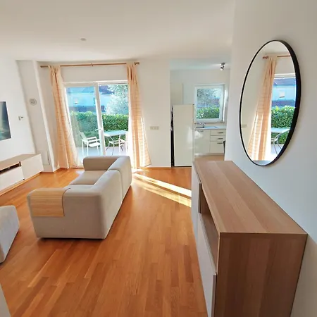Happy Point Apartman Krk Town